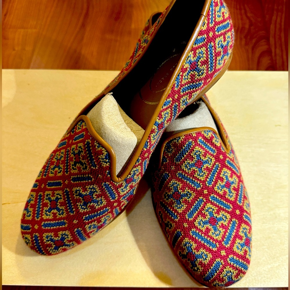 Cuenca Needlepoint Slipper